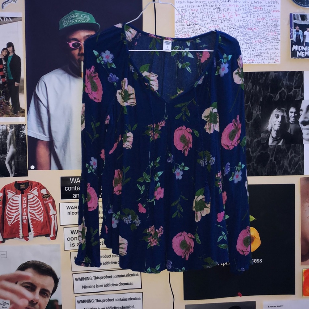old navy blouse